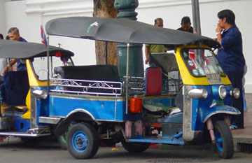 Tuk-Tuk-in-Bangkok